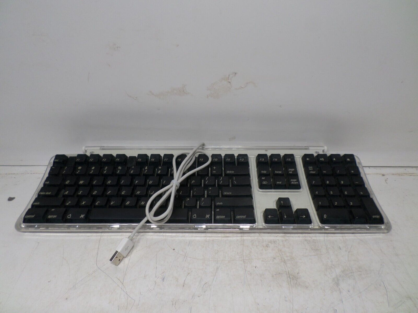 VINTAGE Apple Pro Keyboard Model M7803 Black Keys Clear Cover & Puck Mouse M4848