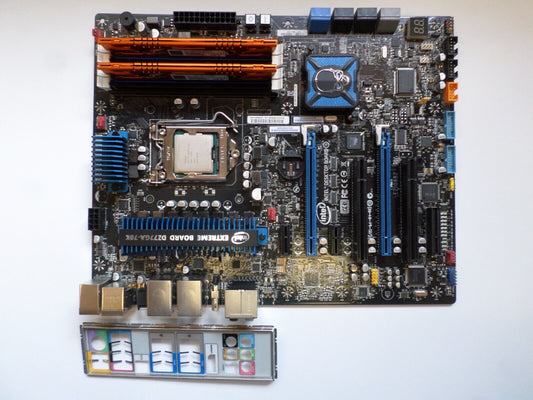 INTEL EXTREME DZ77GA-70K Intel ATX MOTHERBOARD With 8GB Ram/i3 CPU, I/O Plate
