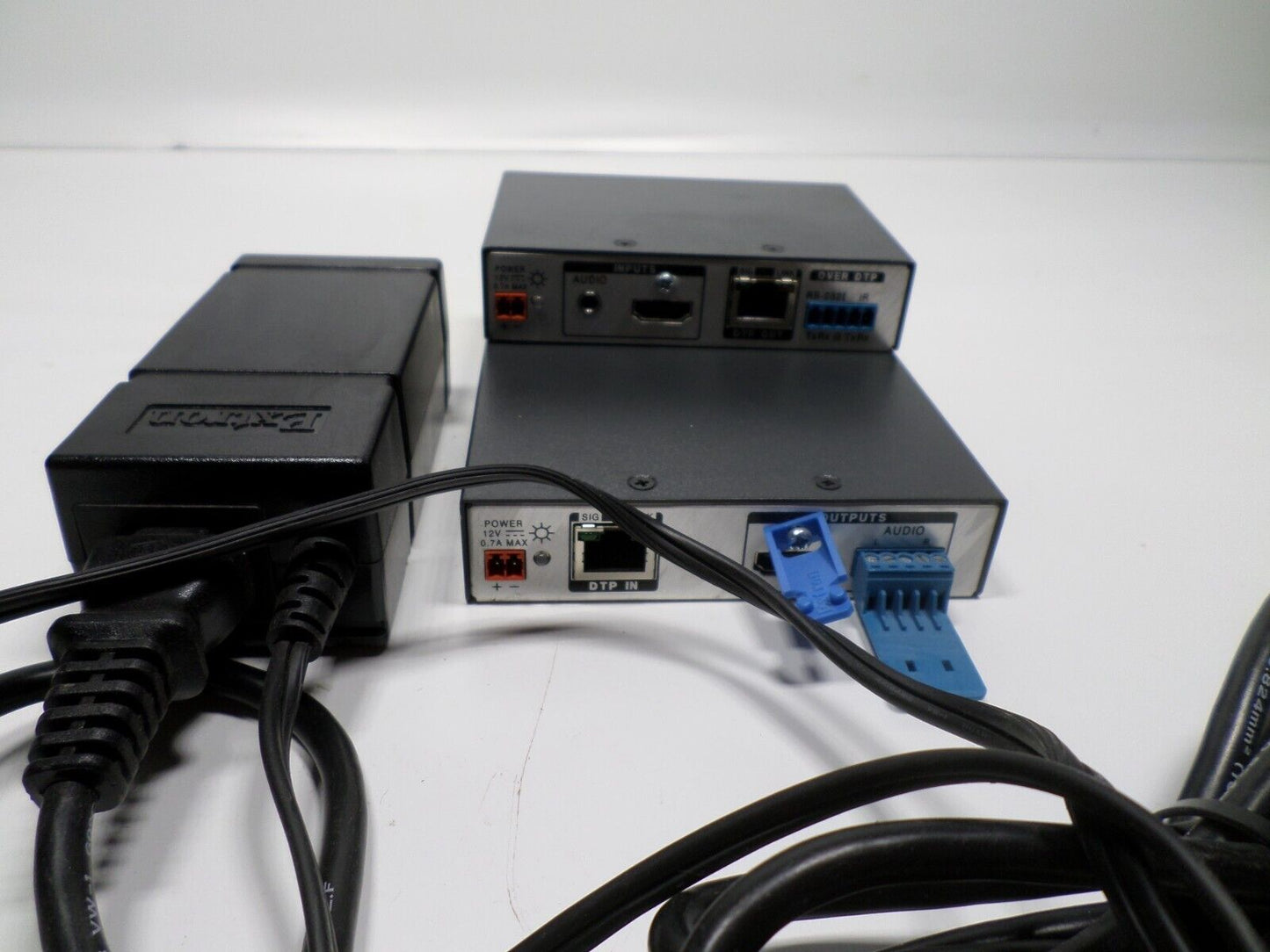 PAIR Extron DTP HDMI 330 RX / TX Twisted-Pair Extender + Power Supply