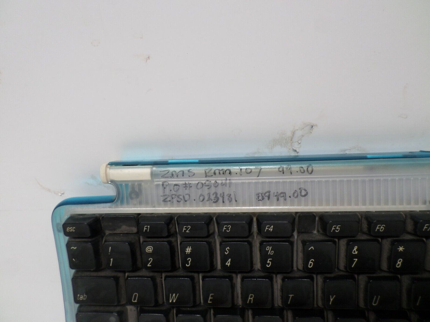 VINTAGE Apple Keyboard 1998 USB iMac Translucent Bondi Blue Model M2452