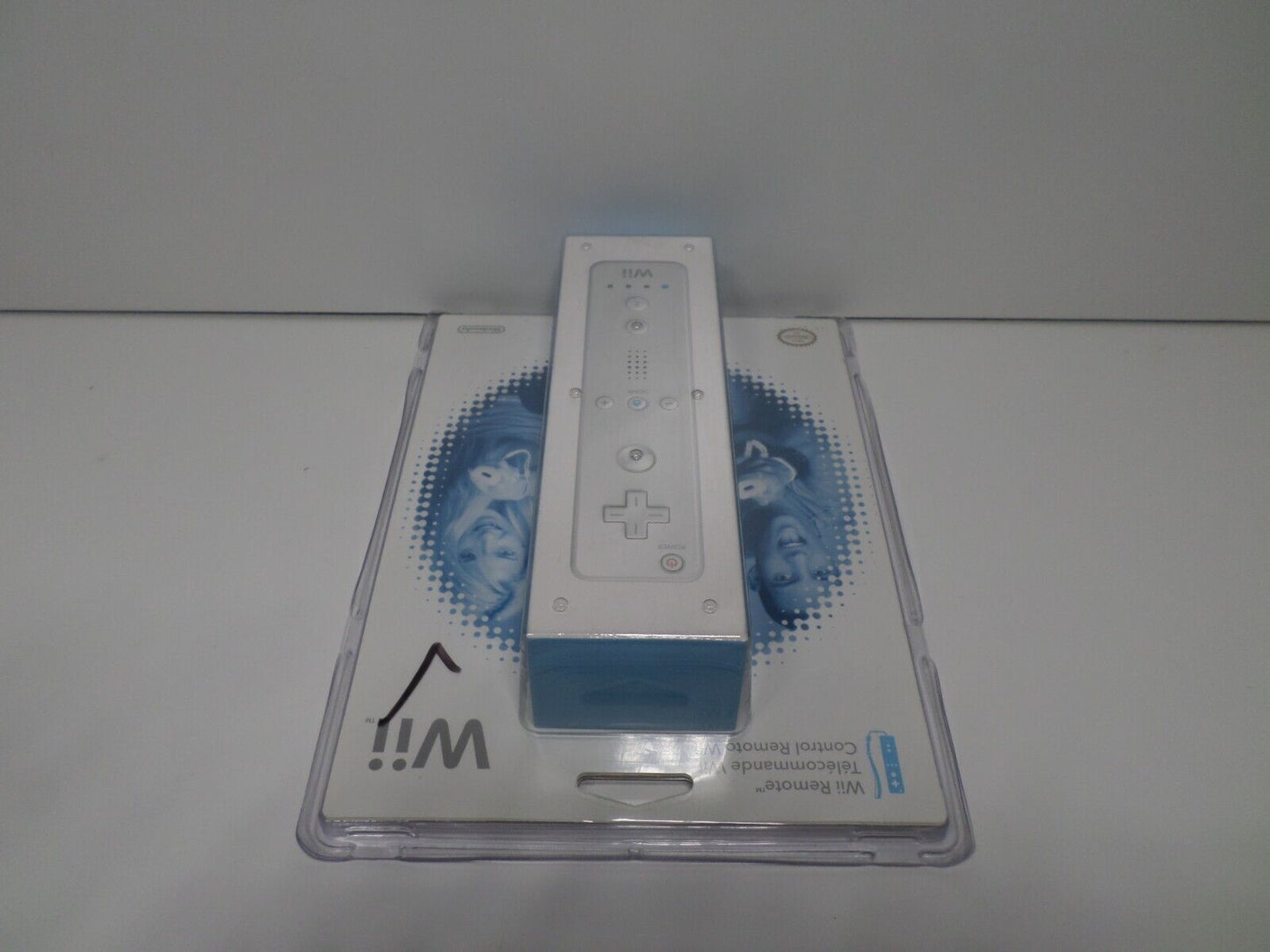 Official Nintendo Wii Remote, BRAND NEW SEALED