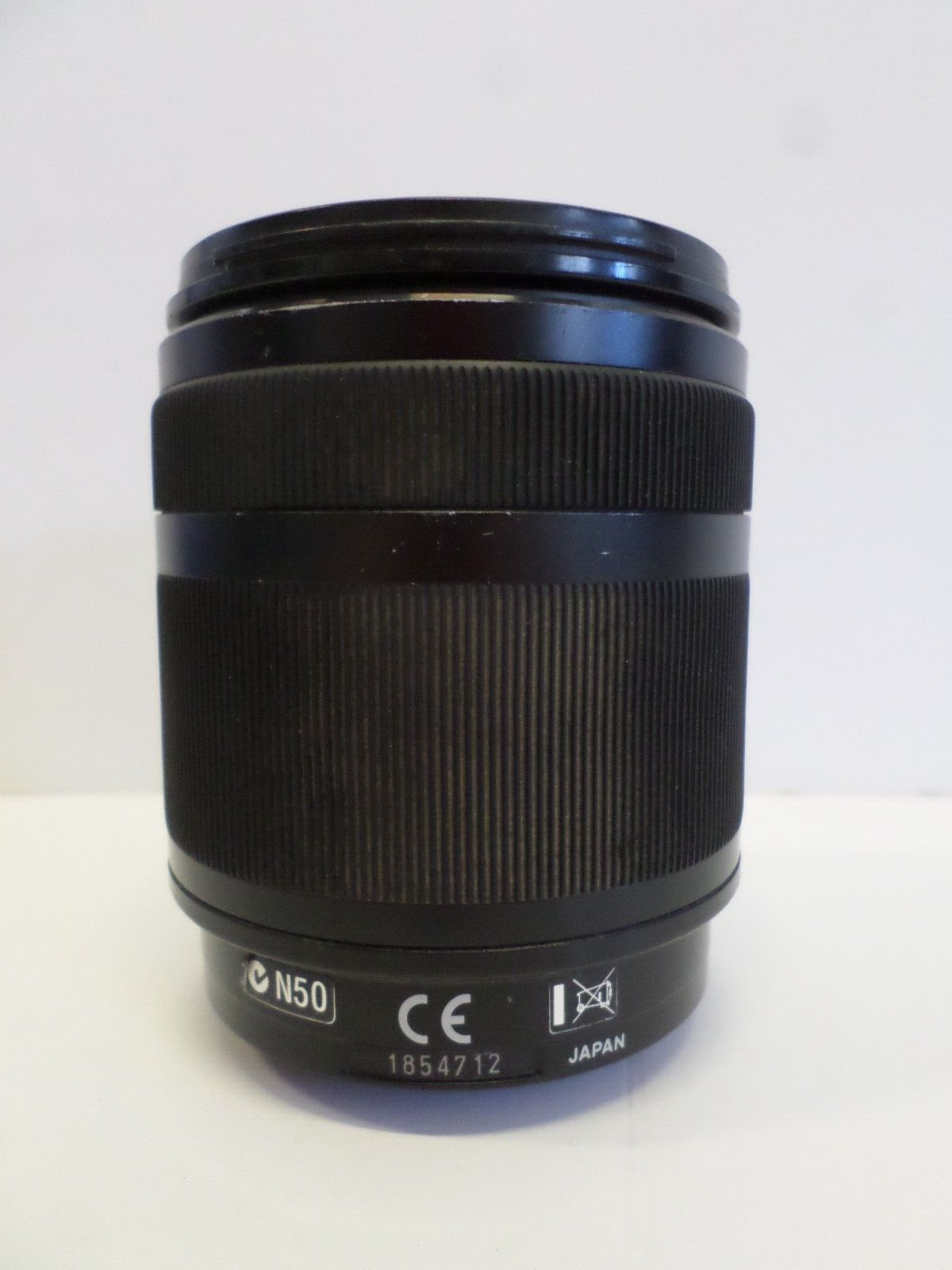 Sony 18-200mm F/3.5-6.3 DT Alpha Mount Autofocus Lens for Sony Minolta A Mount