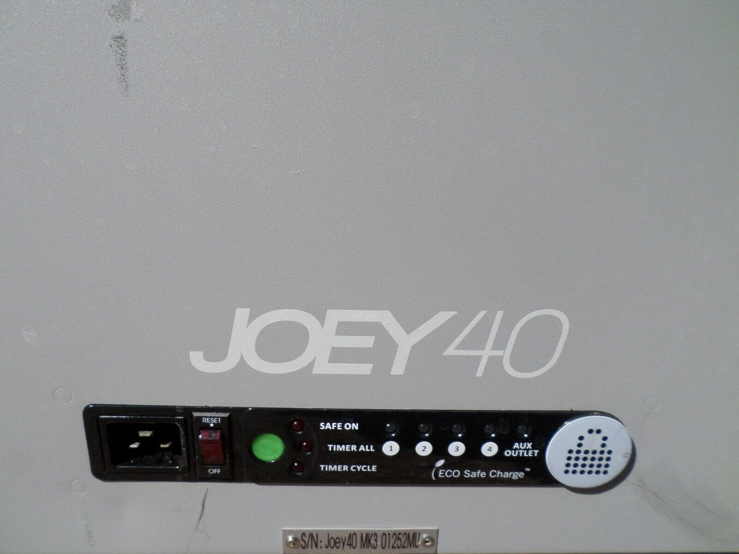 LocknCharge Joey 40 Charging Cart for Tablet/iPad/Chromebook