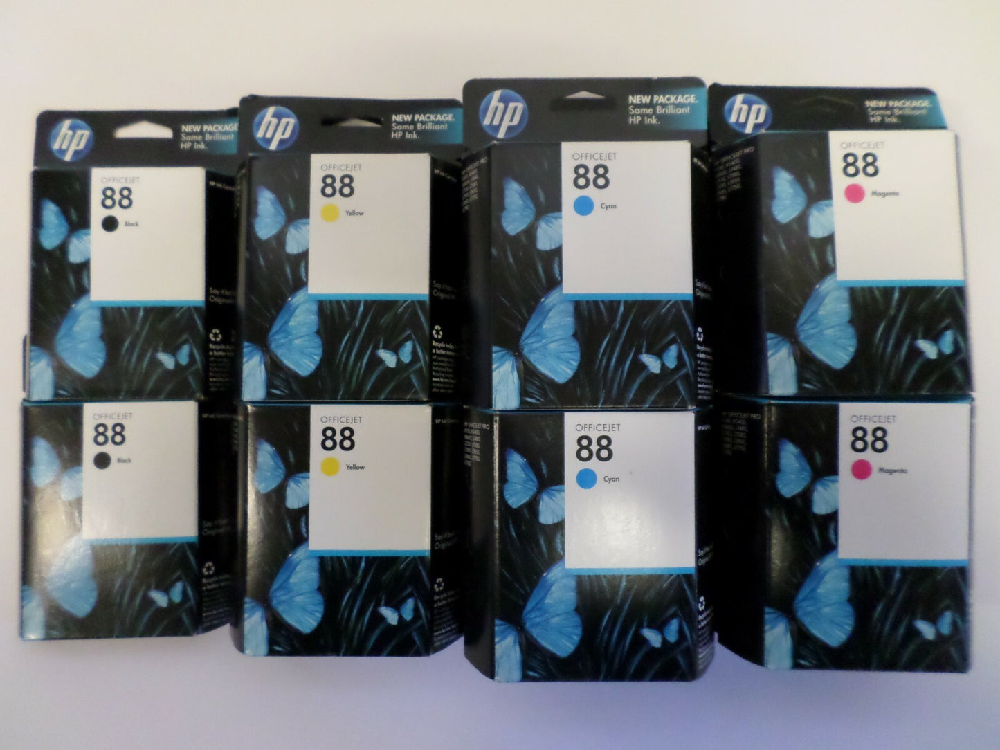 Lot of 18 HP 88 OEM Cyan Yellow, Black Magenta, Ink Cartridges EXPIRED 2011 2012