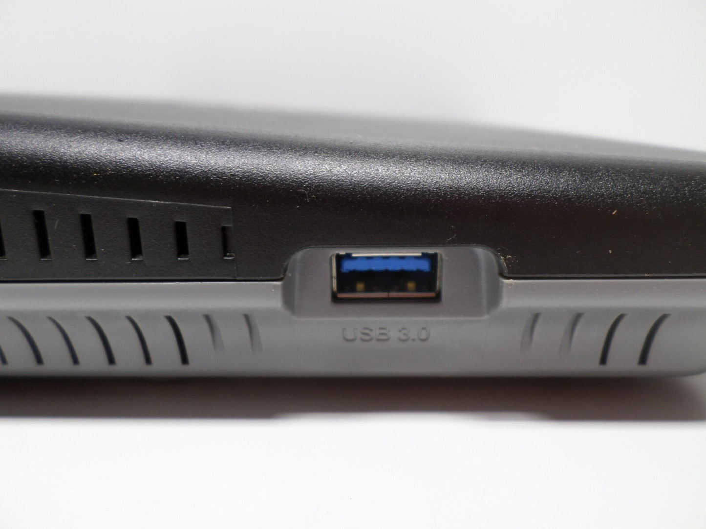 USED Luxul Epic 3 Dual Band Wireless Gigabit Router (XWR-3150)