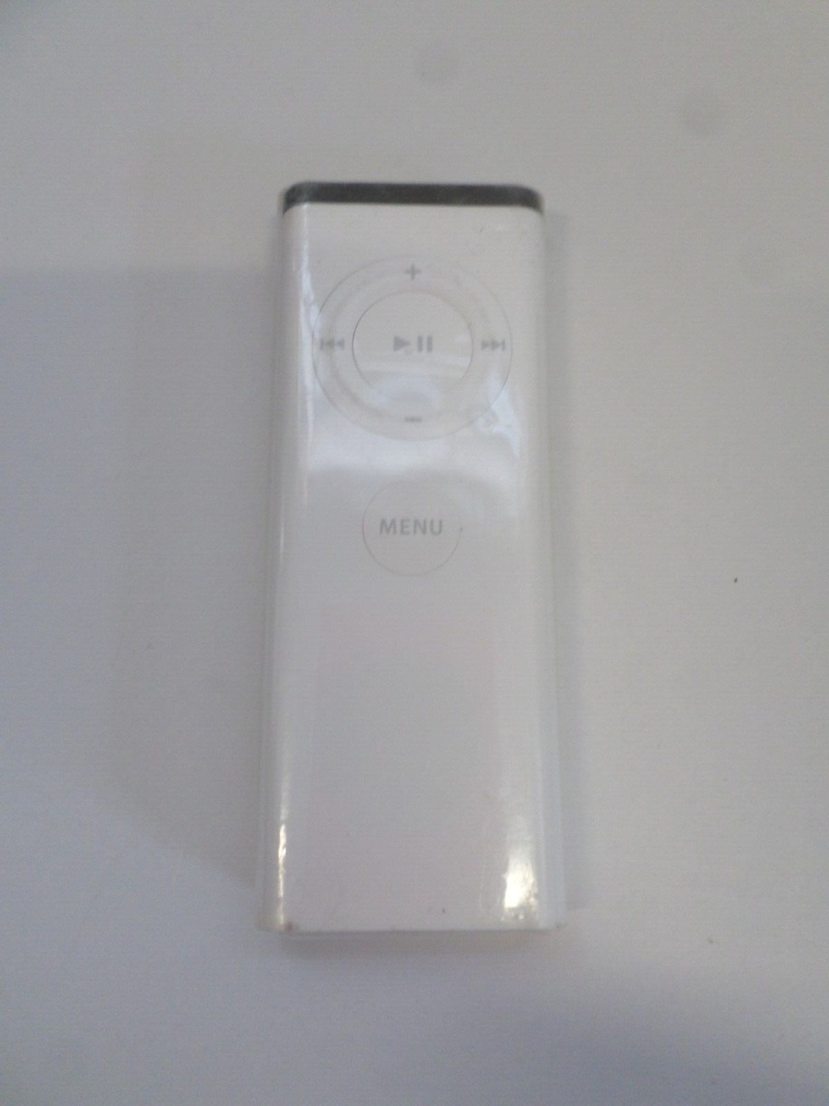 Original Apple Remote Control - iPhone MacBook Apple TV 1, 2, 3 Model No. A1156