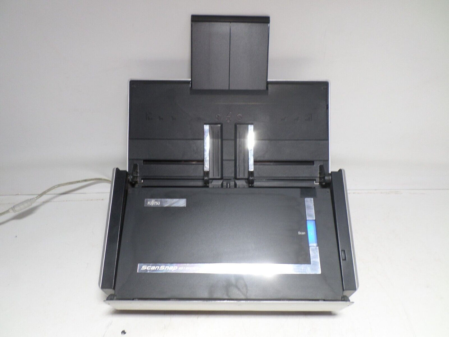 Fujitsu ScanSnap S1500 Professional Scanner NO AC ADAPTER