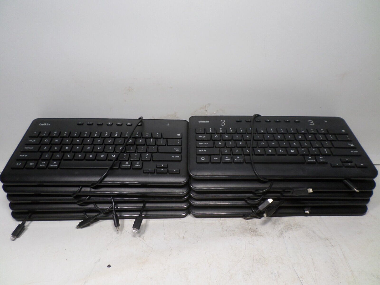 Belkin Wired Keyboard for IPAD with Lighting Connector -B2B124 (LOT OF 10)