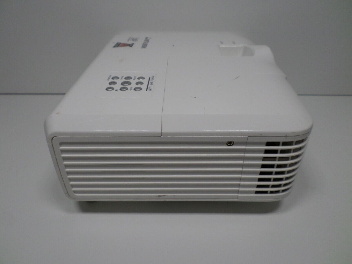 Mitsubishi EX241U DLP Projector- 11 LAMP HRS