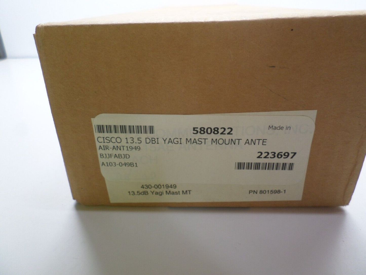 Cisco Aironet 13.5dBi 2.4 GHz AIR-ANT1949 Yagi Mast Mount Antenna