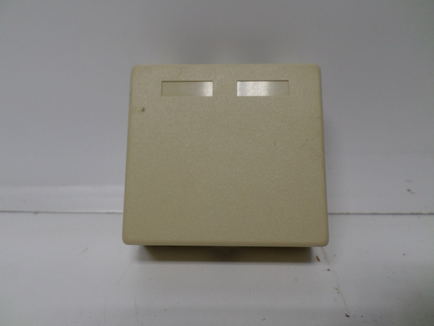 LUCENT SURFACE MOUNT BOX #107984049 M102SMB-246 BEIGE Dual Port