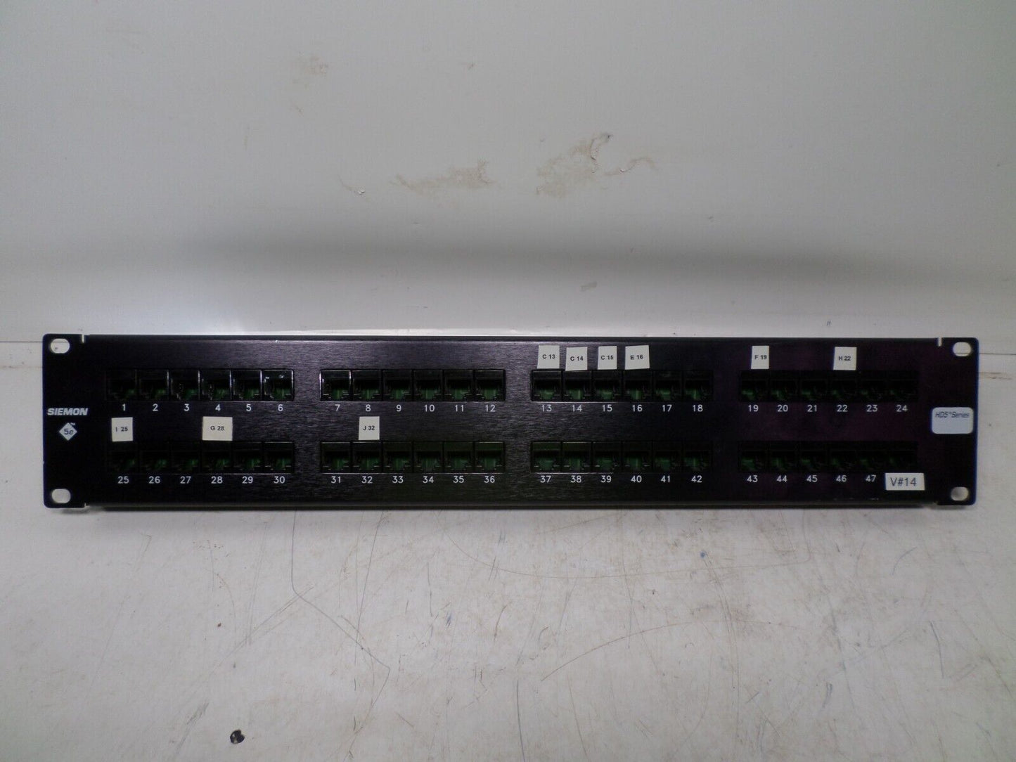 SIEMON High Density Cat 5e 48-port Patch Panel HD5-48T4 2RMS T568A