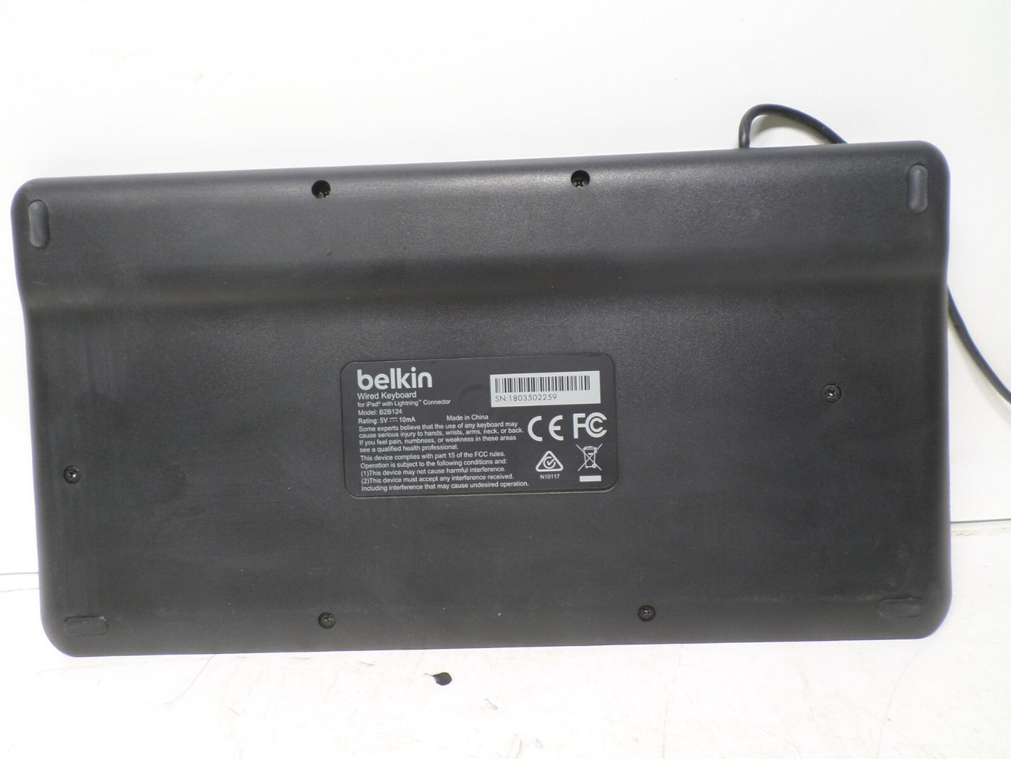 Belkin Wired Keyboard for IPAD with Lighting Connector -B2B124 (LOT OF 10)