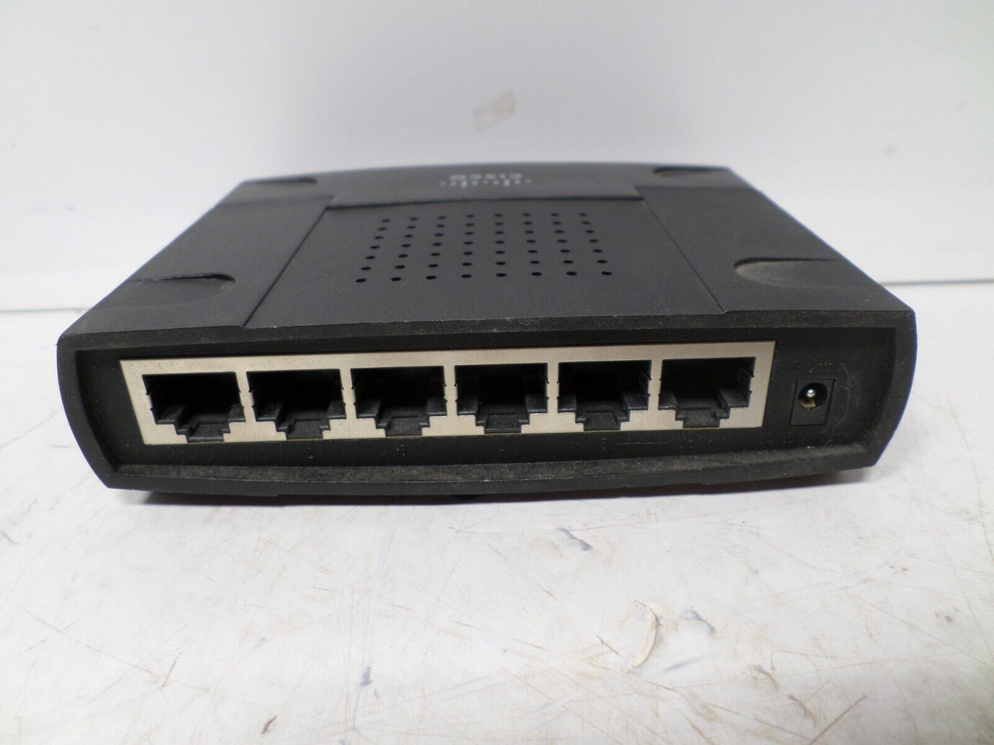 Linksys Cisco 5 Port 10/100 Workgroup Switch EZXS55W 4.2