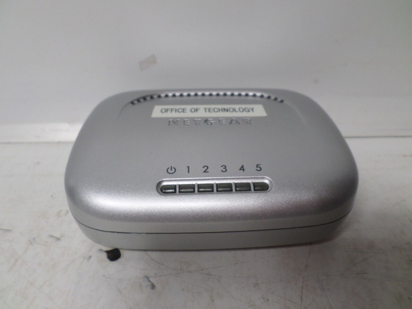 Netgear FS605 v2