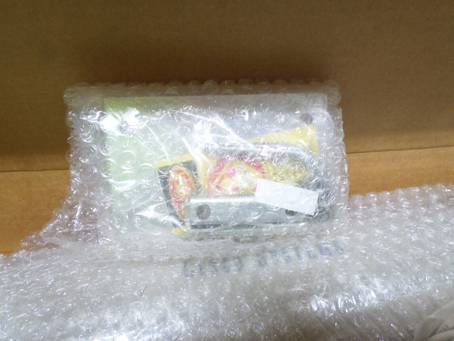 Cisco Aironet 13.5dBi 2.4 GHz AIR-ANT1949 Yagi Mast Mount Antenna